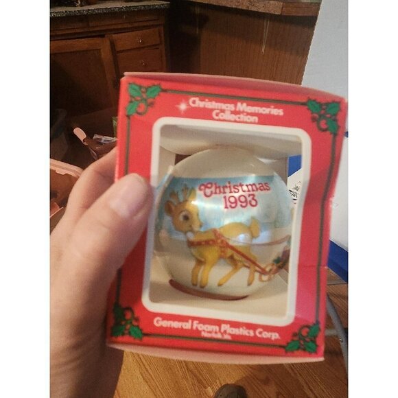 1993 Christmas Collectible Satin Ball Ornament USA boy With Sleigh - Picture 5 of 7